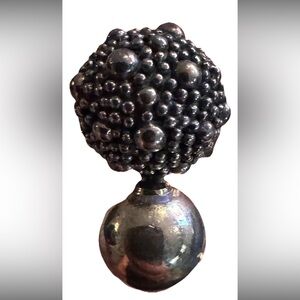 ****SOLD****Elegant Silver Beaded Women's Earrings